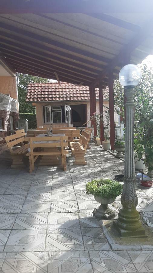 Aleksandar Vila Br Vrdnik Exterior photo